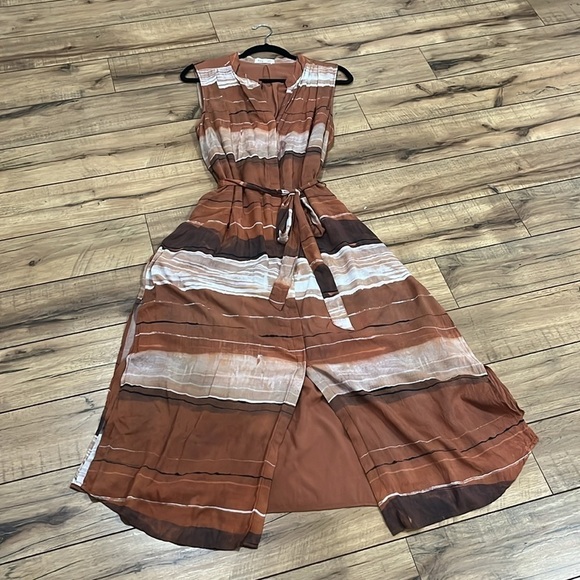 Pleat Front Maxi Dress in Rust Stripes Size Large - Picture 13 of 16